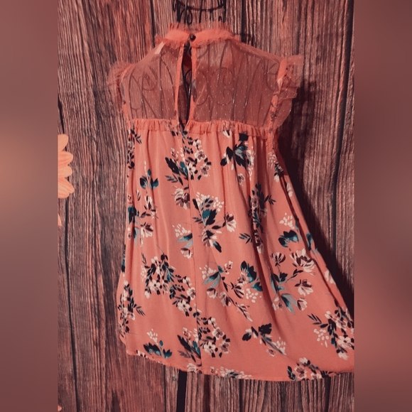 Arizona Jeans Sleeveless Blouse - Picture 3 of 4